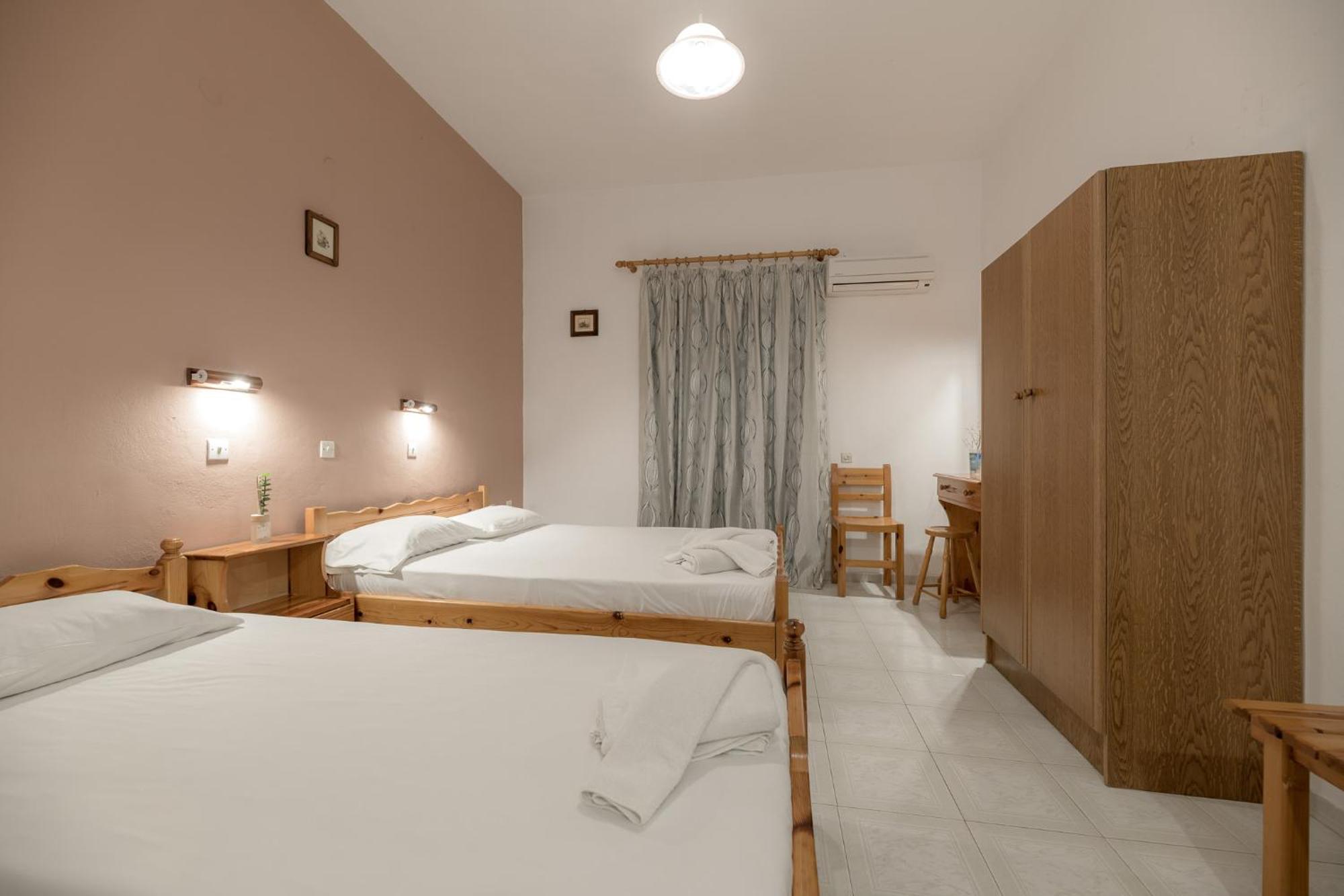 Anthi Studios & Apartments 阿里克斯 外观 照片