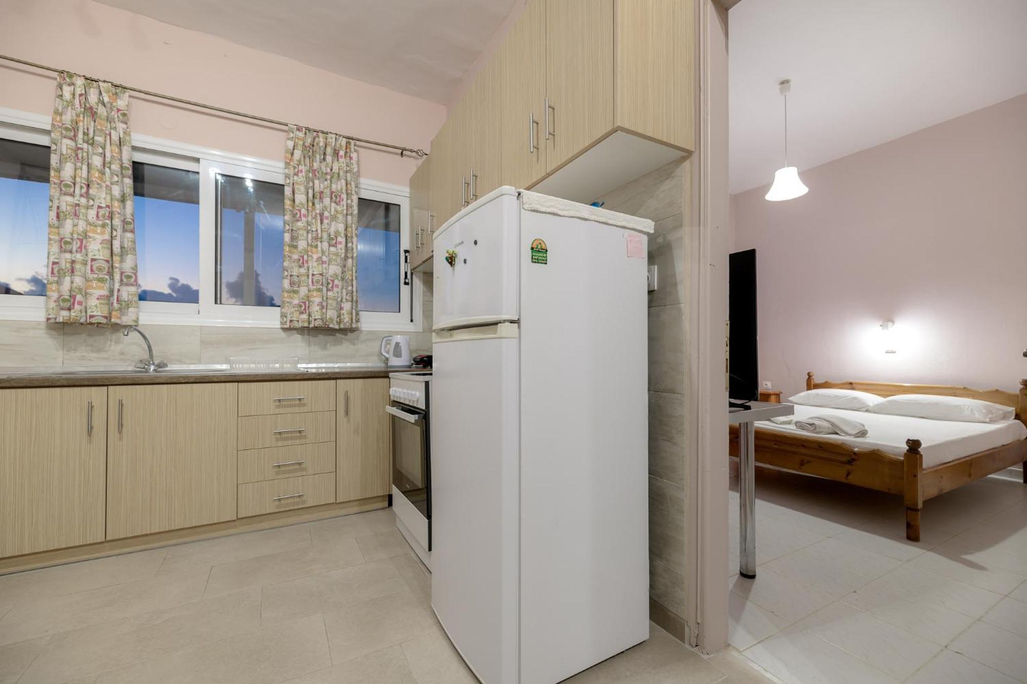 Anthi Studios & Apartments 阿里克斯 外观 照片